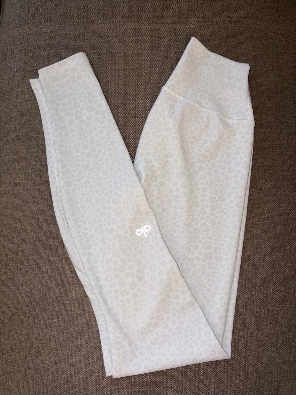 Alo White/Light Gray Leopard-Print High-Waist Leggings